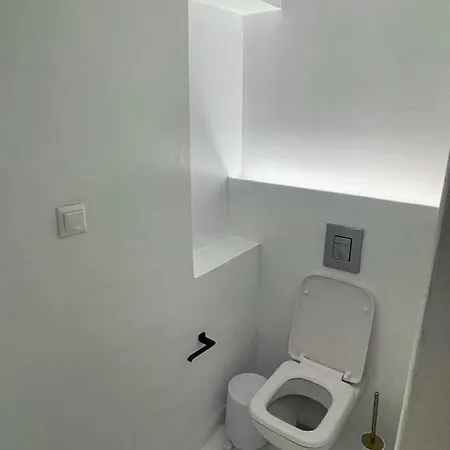 Apartment Studio 77